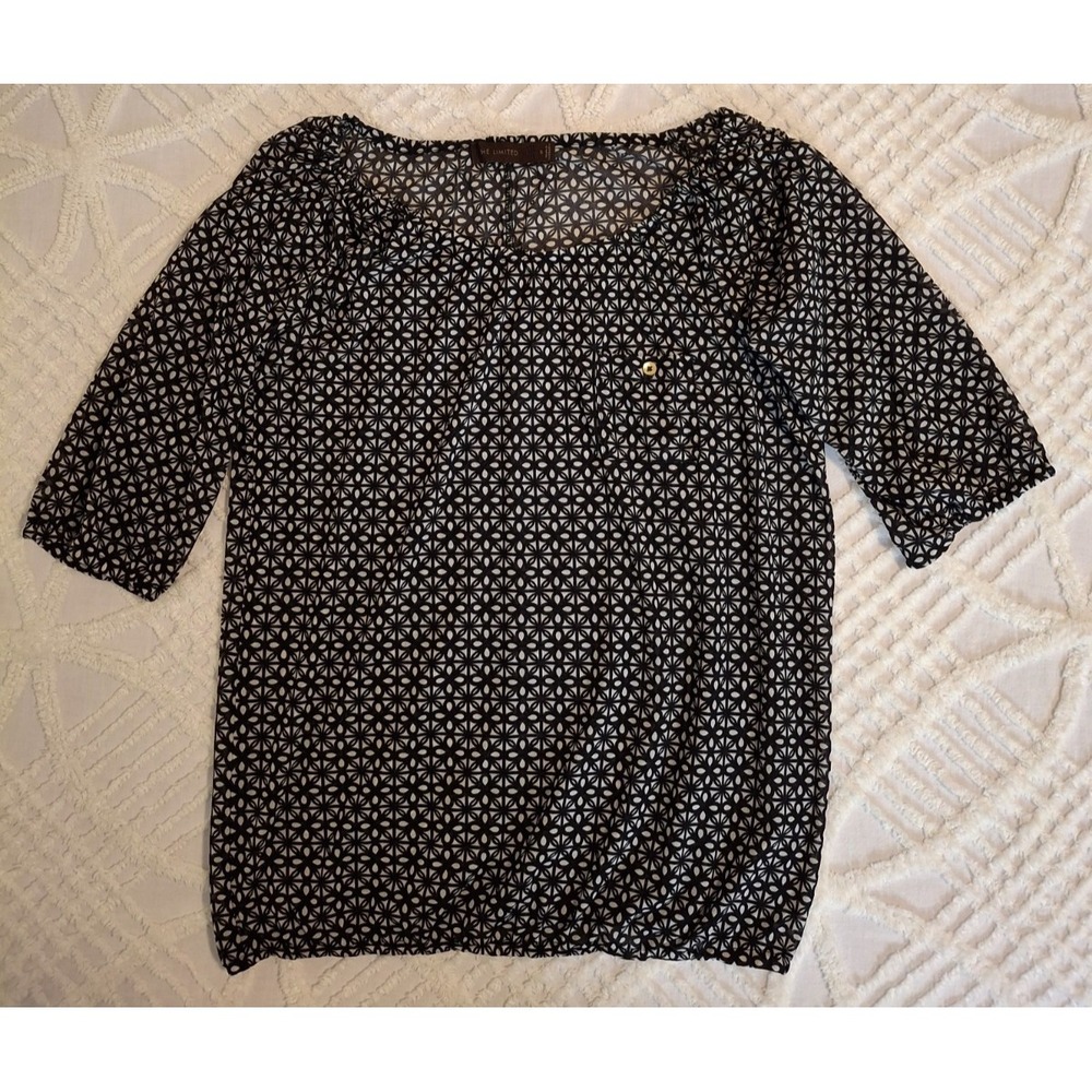 The Limited Womens Small Blouse Black White Geometric Floral‎ Sheer Bubble Hem